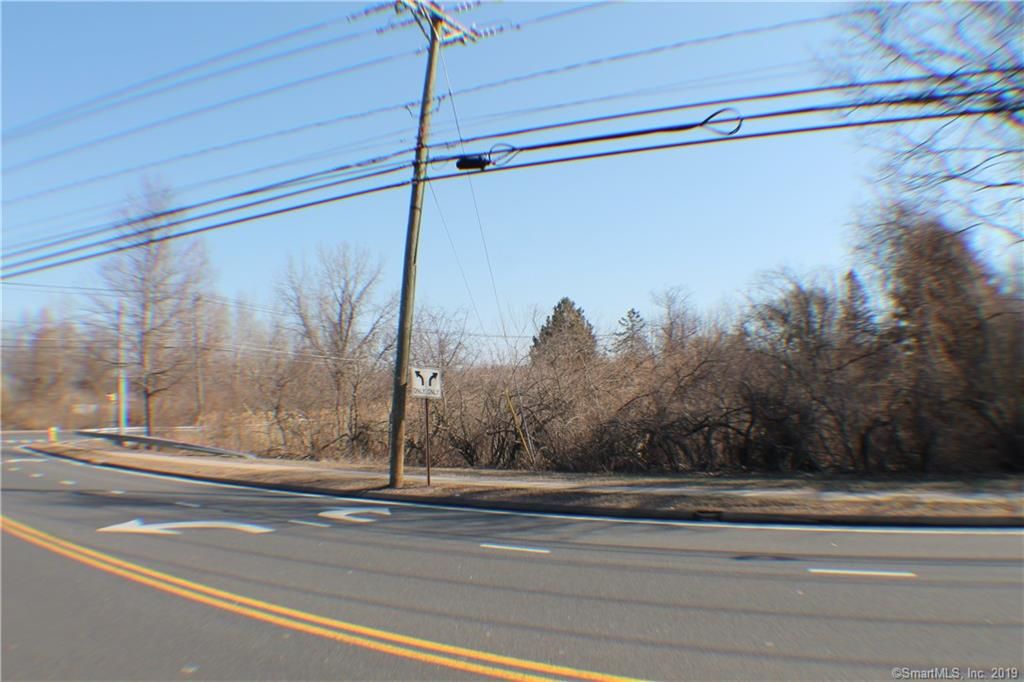 Elm St and Moody Rd: Elm St and Moody Rd, Enfield, CT 06082